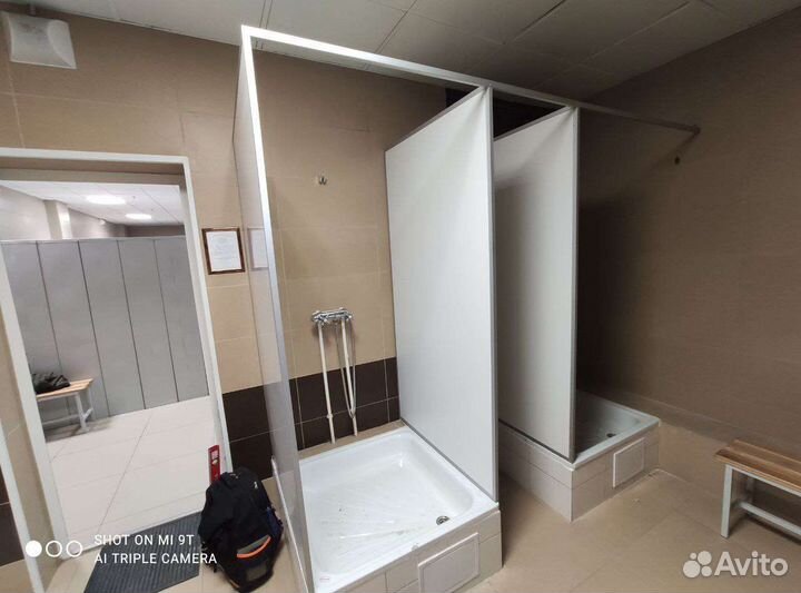 Монтаж сантехнических перегородок