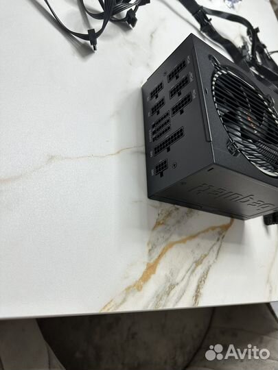 Блок питания be quiet 1000 w