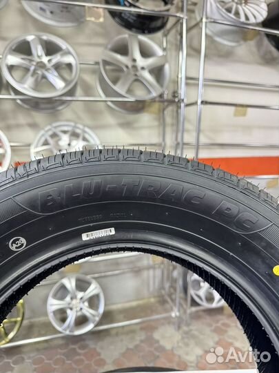 Armstrong Blu-Trac PC 175/65 R14 82H