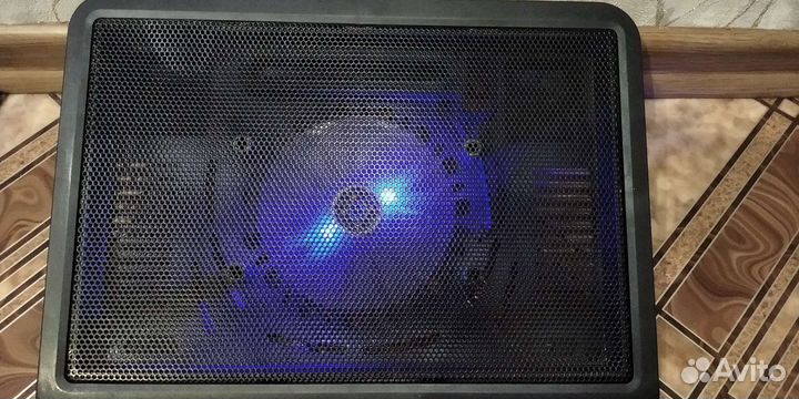 Продам охлаждение для ноутбука