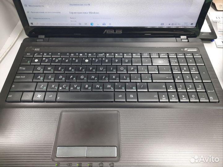 Ноутбук asus