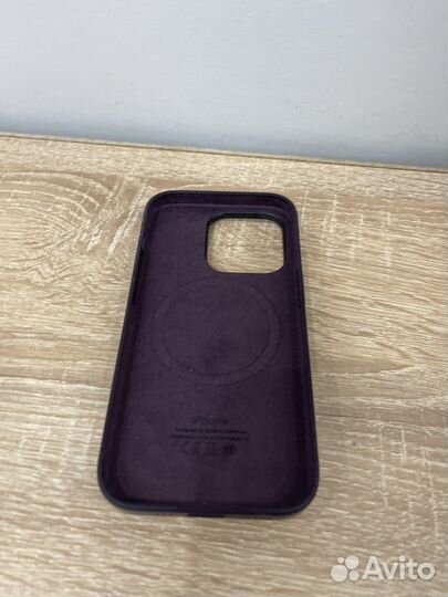 Чехол на iPhone 14 pro