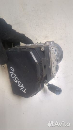 Блок абс, насос Toyota RAV 4, 2013