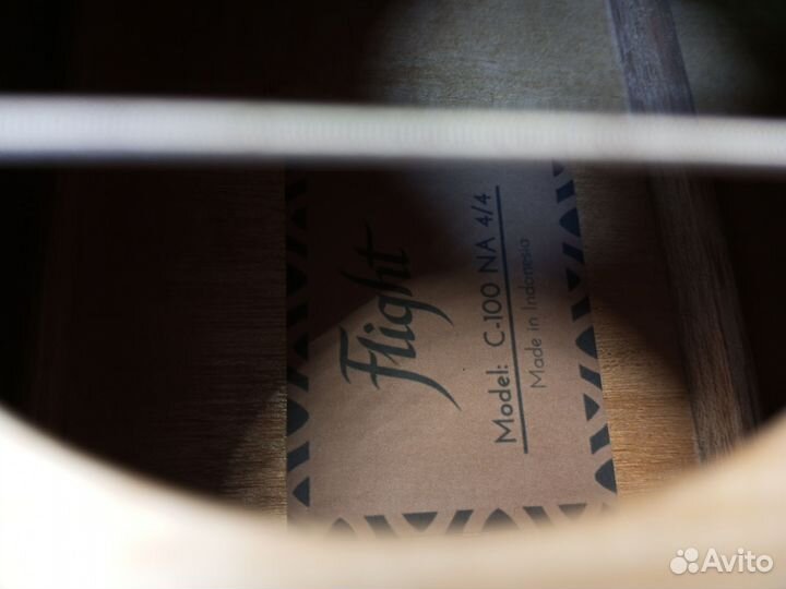 Классическая гитара Flight новая 4/4