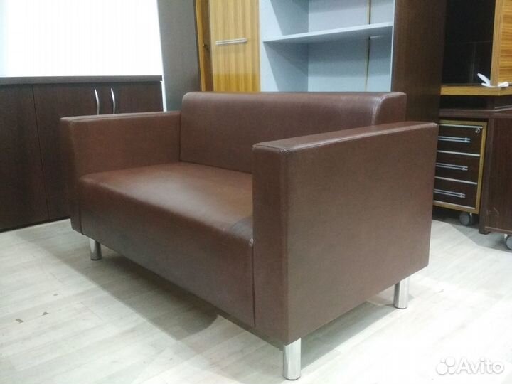 Диван офисный 2-местный (экокожа) Новый