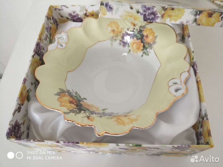 Салатник фарфоровый