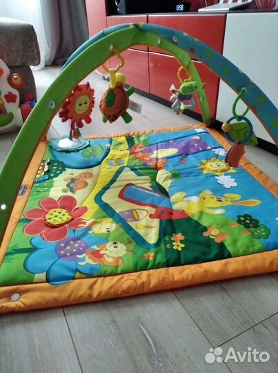 Развивающий коврик tiny love