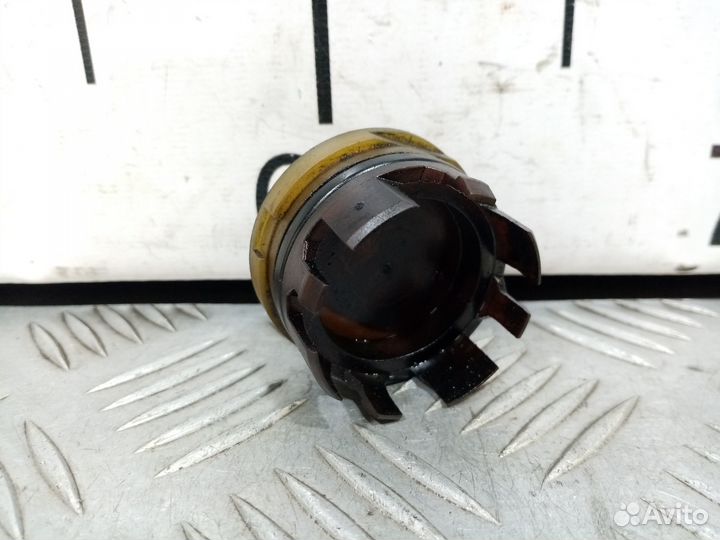 Б/У Крышка с уплотнительной прокладкой#003