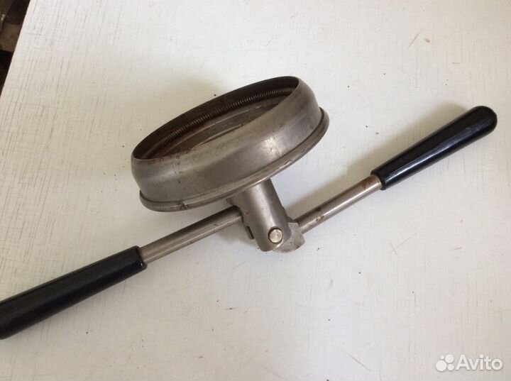 Машинки закаточные советских времён