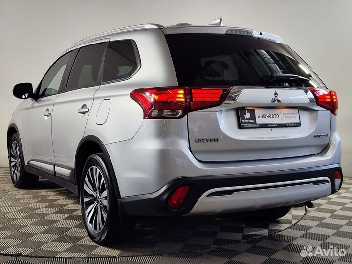 Mitsubishi Outlander 2.0 CVT, 2020, 84 000 км