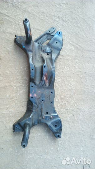 Подрамник передний Mitsubishi Outlander XL 3.0