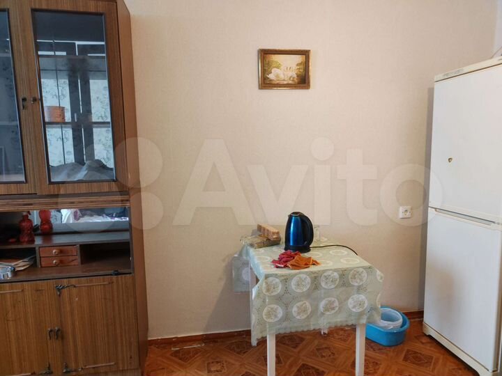 Комната 17 м² в 8-к., 7/9 эт.