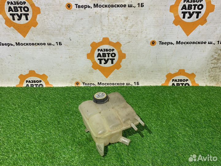 Расширительный бачок Ford C-Max