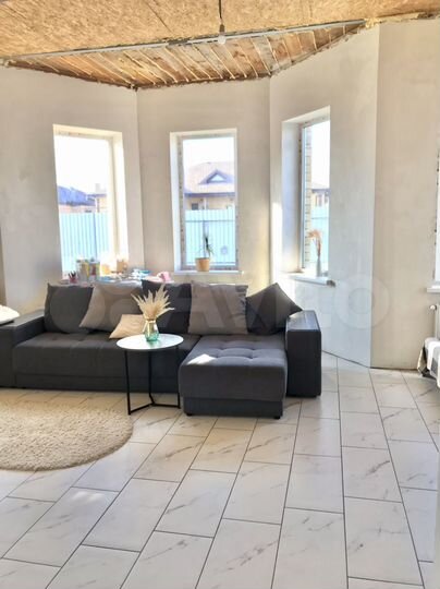 Дом 174 м² на участке 11 сот.