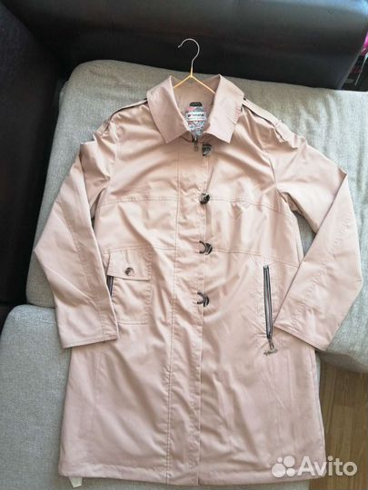 Плащ женский 48