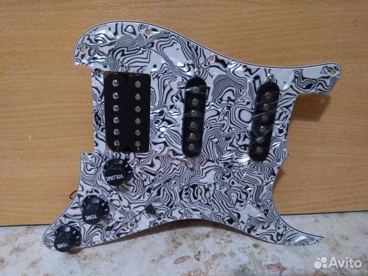 Пикгард Stratocaster