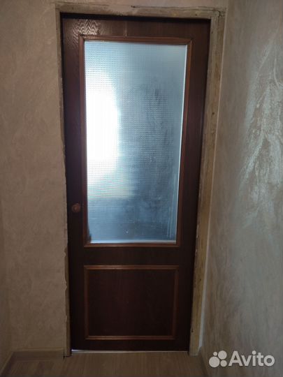 Деревянные двери бу с коробкой