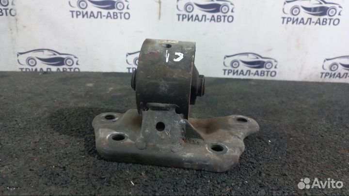 Подушка двигателя Tiguan