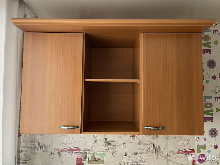 Письменный стол со шкафом