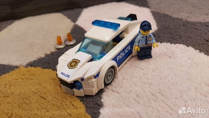 Lego city police 60239