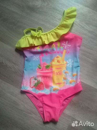Купальник для девочки 122-128р