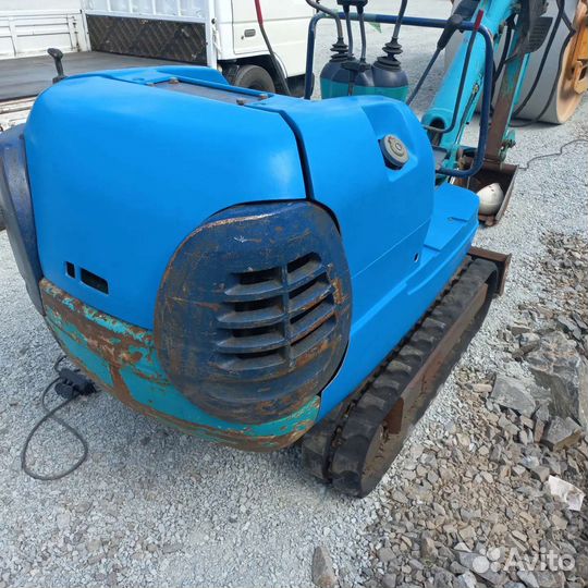 Щитки на мини-экскаватор Komatsu PC12R/PC15R