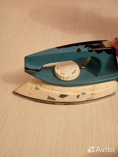 Утюг советский