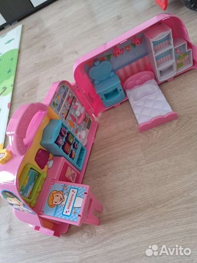 Игрушка для девочки.Домик на колесах family toys
