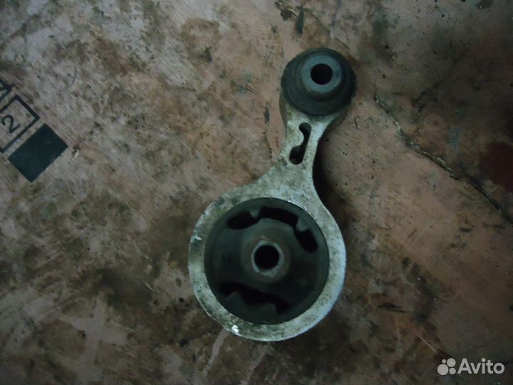 Опора двигателя Мазда 6 седан GH 2.0 бензин