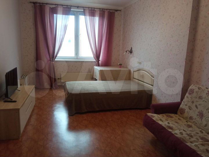 1-к. квартира, 42 м², 6/25 эт.