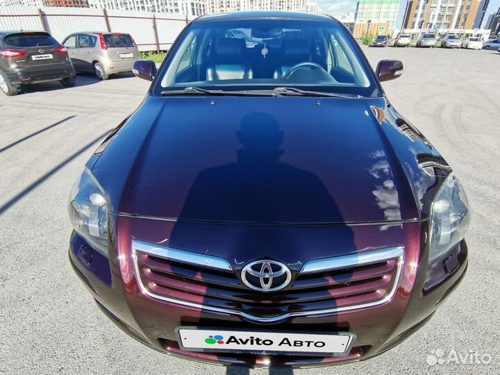 Toyota Avensis 2.0 AT, 2006, 240 000 км