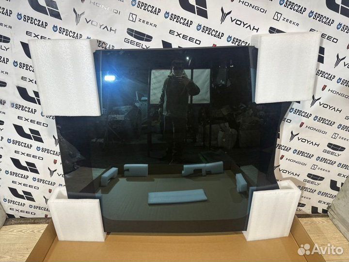 Стекло панорамной крыши Zeekr 001 SEA1 2022+