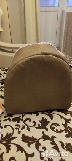 Лежанка-домик