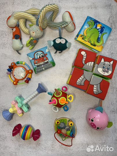 Развивающие игрушки для малышей Lamaze