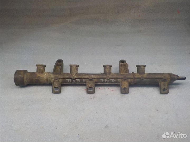 Рейка топливная (рампа) Hyundai Getz 2002-2011