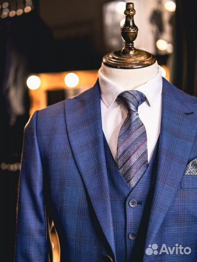 Мужской классический костюм