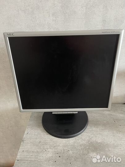 Монитор NEC MultiSync LCD195VXM+