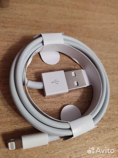 Новый шнур на iPhone