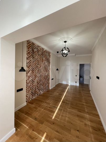 2-к. квартира, 71,6 м², 7/7 эт.