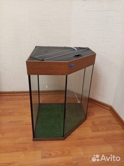 Аквариум террариум угловой