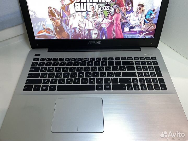 Игровой ноутбук Asus/i7/GT820m