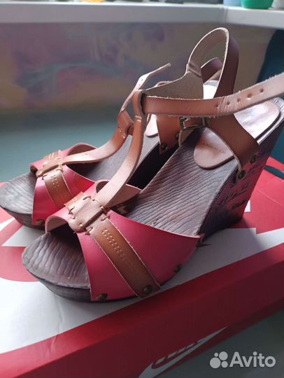 Босоножки женские 37 размер