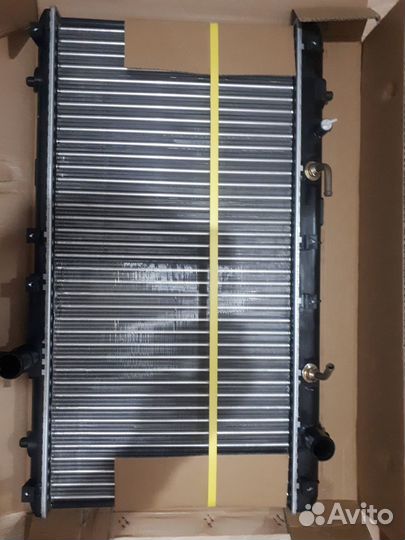 Радиатор Suzuki Aerio 01-07