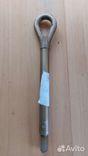 Буксировочный крюк, проушина