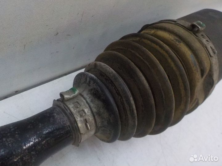 Б/У Б/У Привод передний правый 31608486203 BMW