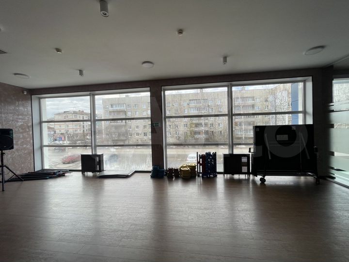 Свободного назначения, 937 м²