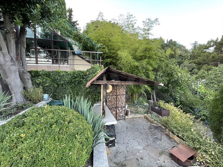 Дом 100 м² на участке 2 сот.