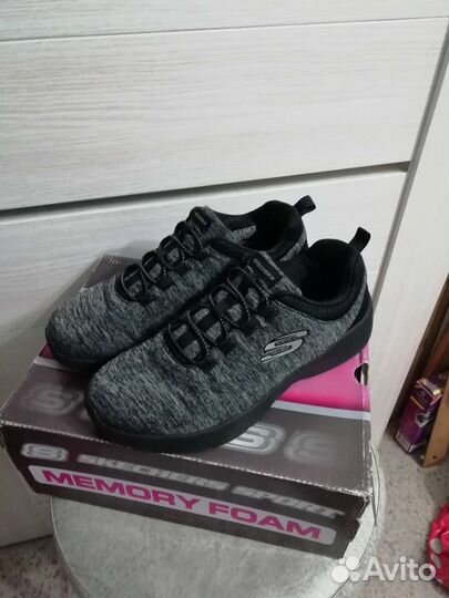 Кроссовки Skechers 37 размер