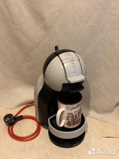 Кофеварка капсульная dolce gusto