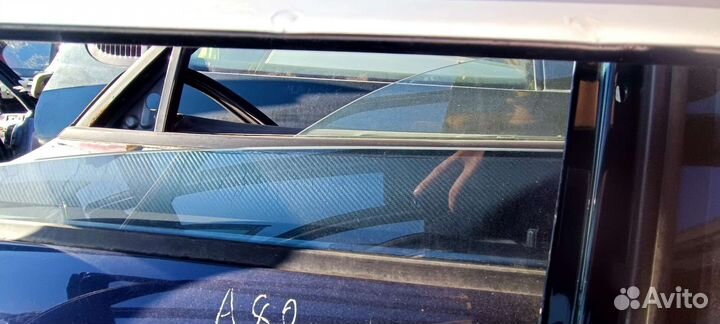 Стекло Audi 80